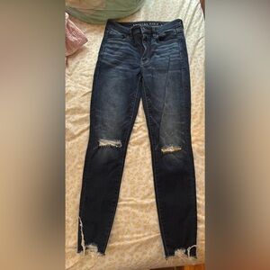 American Eagle Outfitters Women's Distressed Dark Blue Jeggings